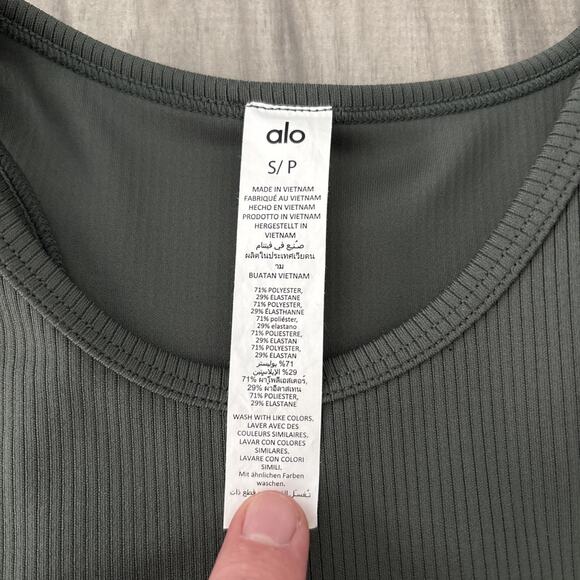 Alo Yoga Seamless Ribbed Green Dress Size Small Petite Racerback Pullover - Picture 2 of 9